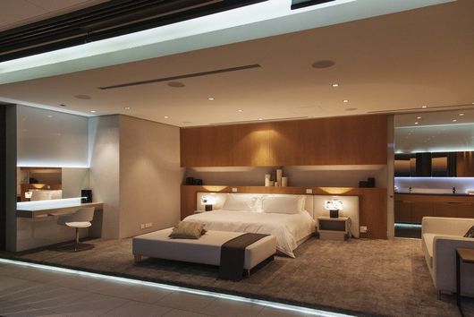 luxurious bedroom