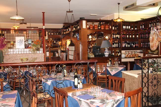 interno della trattoria
