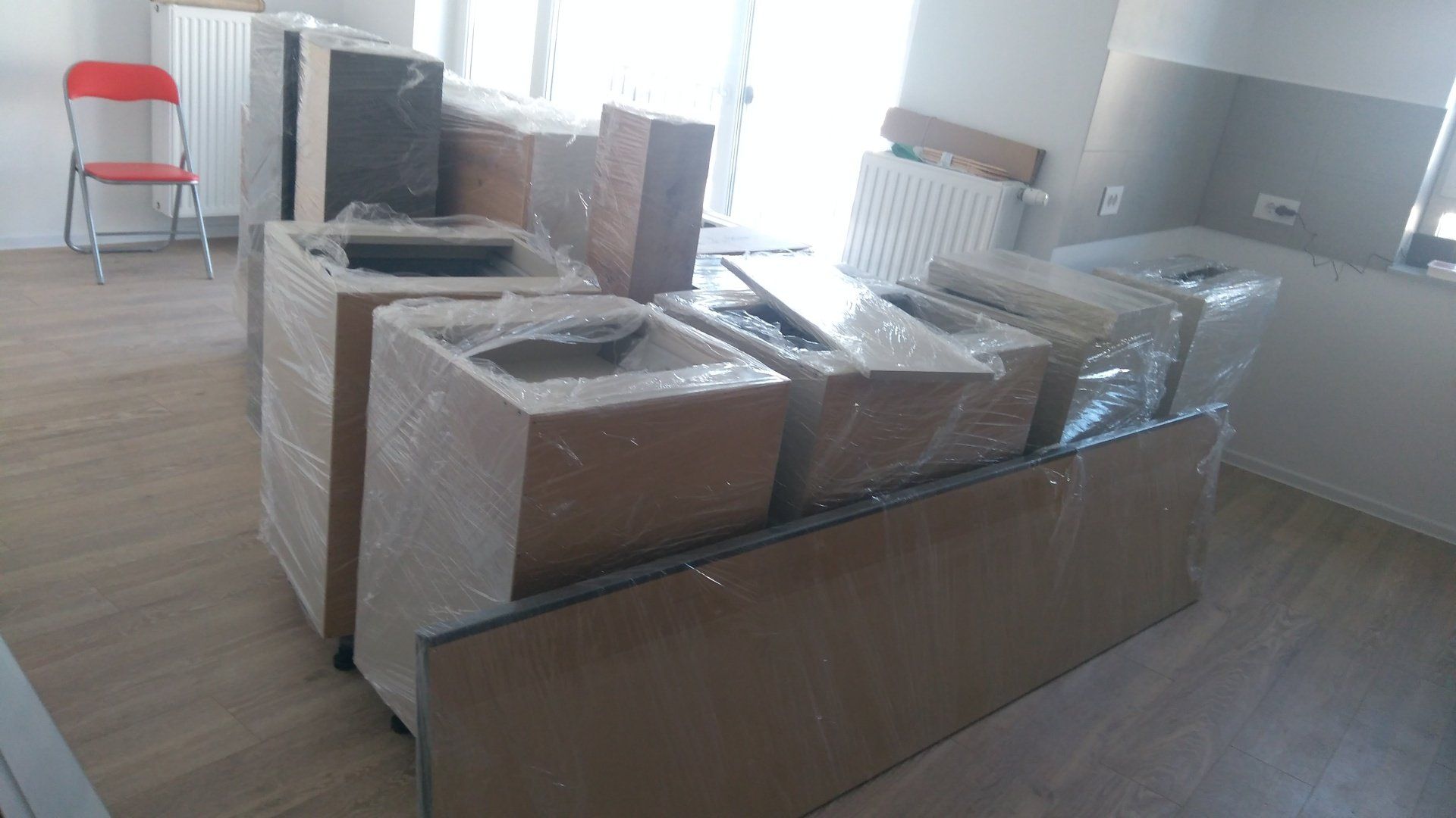 livrari mobilier