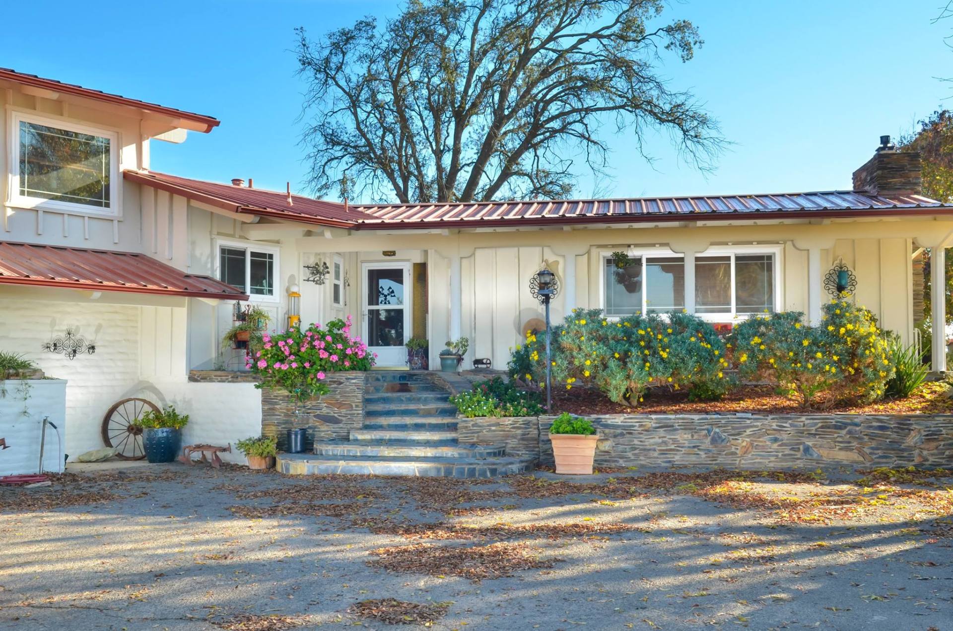 Paints — Painted House Front in Merced, CA