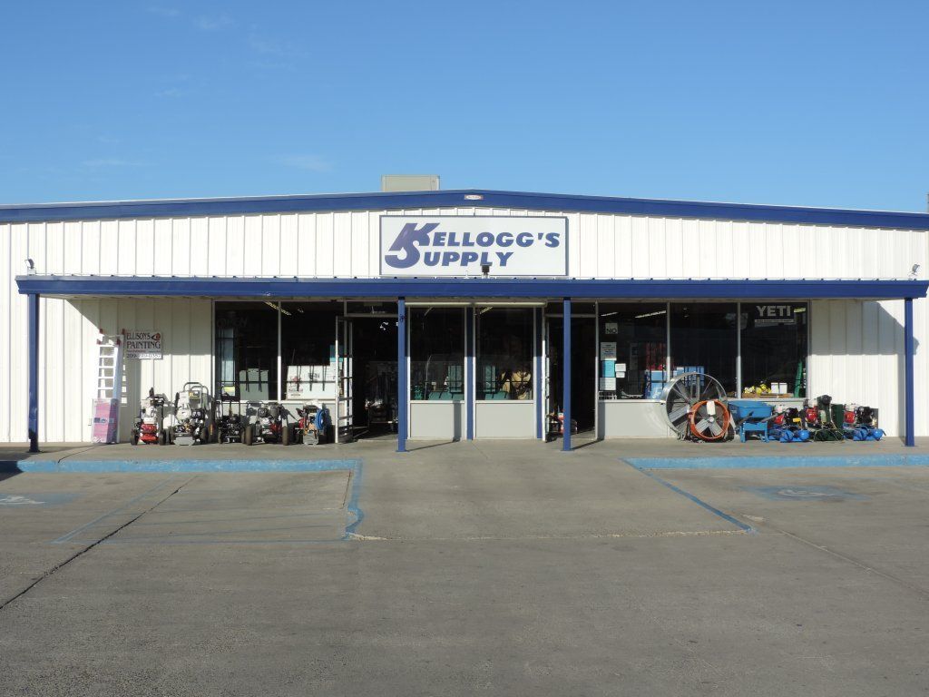 Store Paint — White Store in Merced, CA