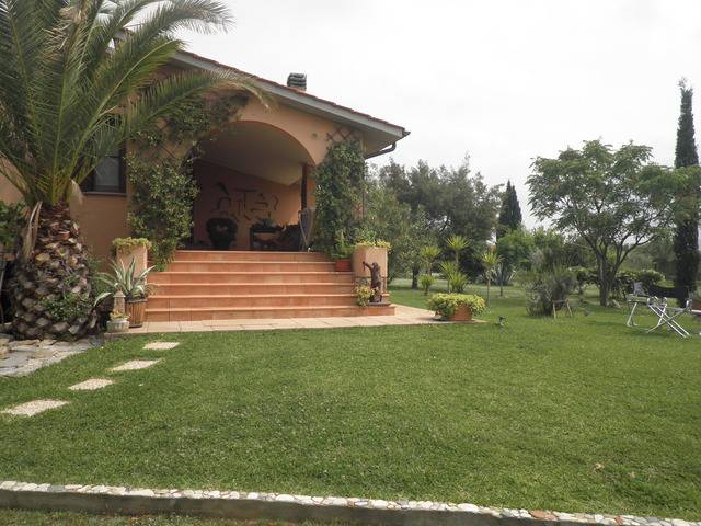 manutenzione giardini per ville