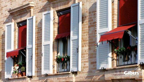 Finestre