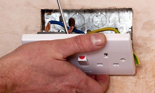 electrical socket installation