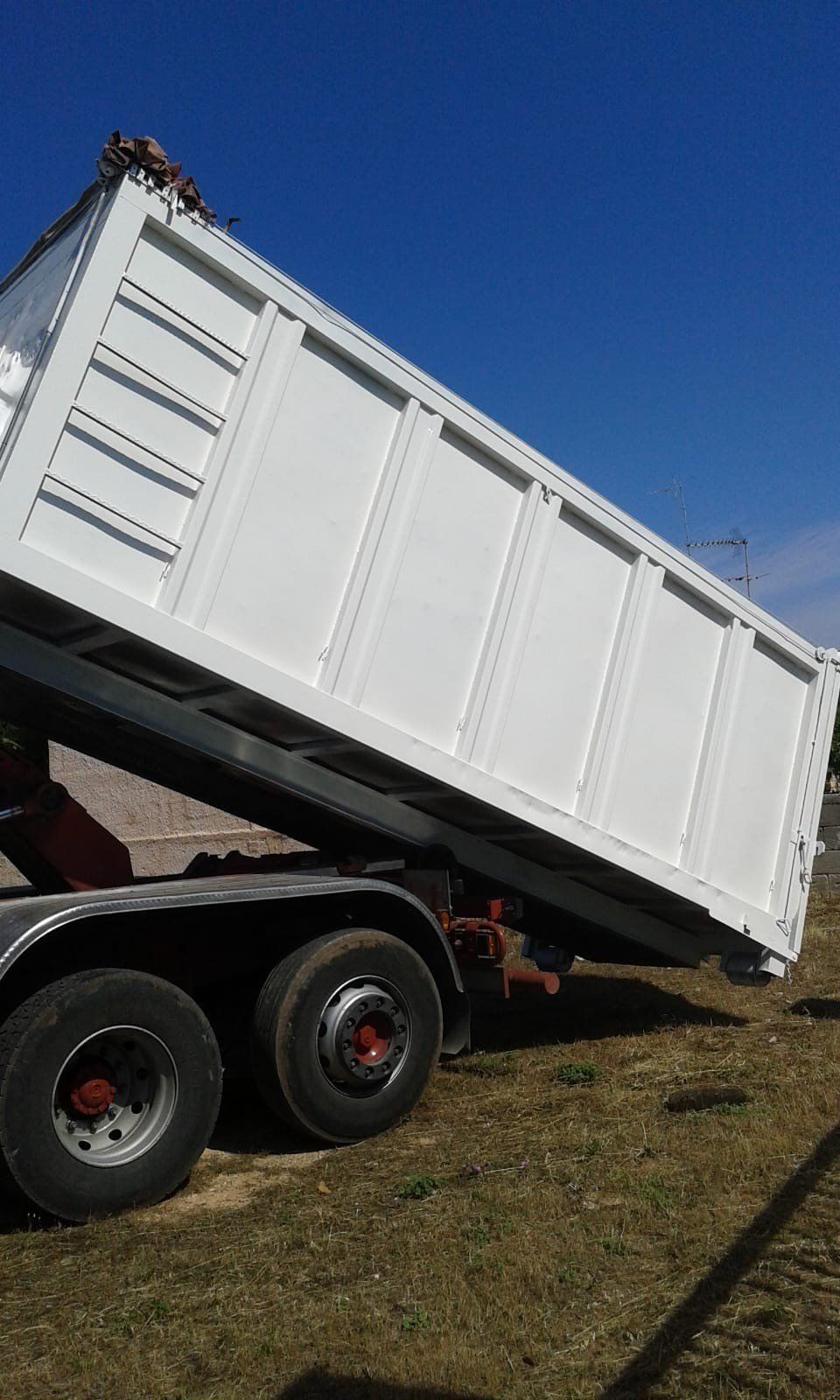 Camion con verricello