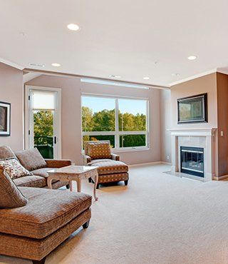 Living Room Carpet — Living Room With Beautiful Floor — in Woodburn, OR Living Room Carpet — Living Room With Beautiful Floor — in Woodburn, OR
