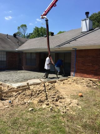 POURING CONCRETE FOR 16' X 25' MAN CAVE, PINE BLUFF, AR. POURING CONCRETE FOR 16' X 25' MAN CAVE, PINE BLUFF, AR.