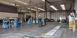interni locale autofficina
