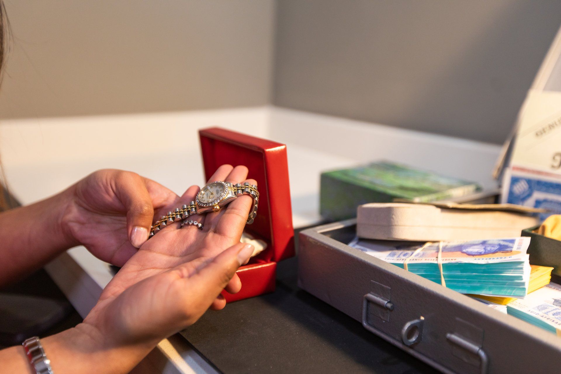 Safety Deposit Boxes will Reduce your Household Insurance by using Union Vault Safety Security Boxes