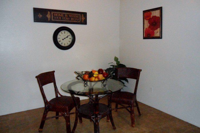 taylor pointe dining room