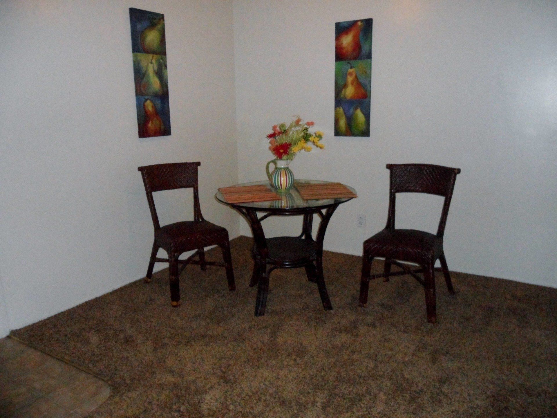 taylor pointe dining room 2