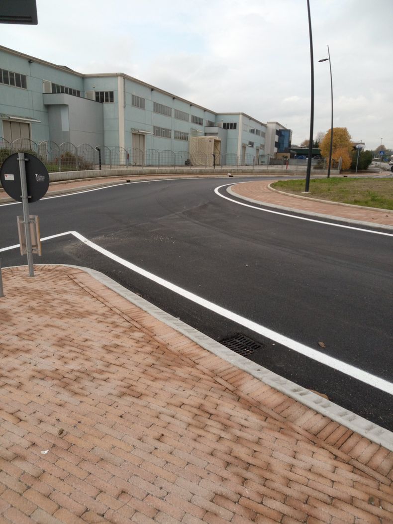 rifacimento manto stradale1
