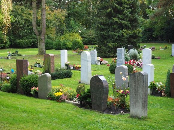 decorazione lapidi e cimiteri