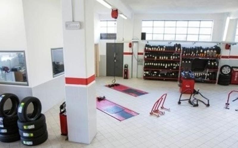 officina per riparazione gomme