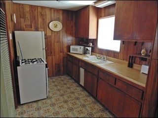 Fully furnished kitchen