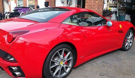 red car