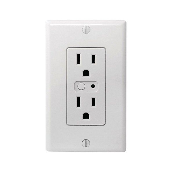 Linear: Z-Wave Single Wall Outlet
