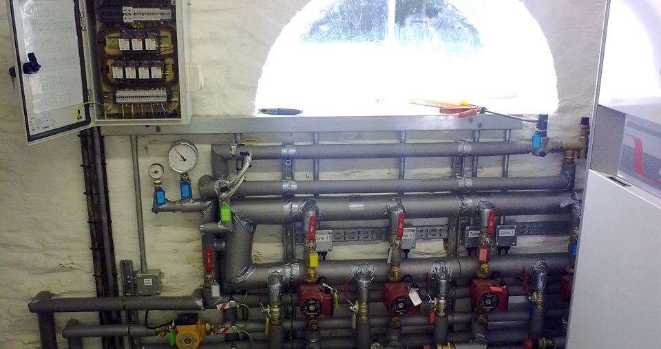 boiler room electrical circuitry