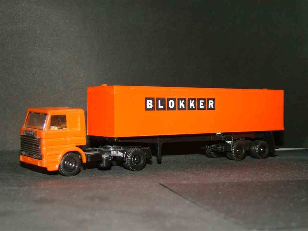 Blokker EFSI Scania 113M