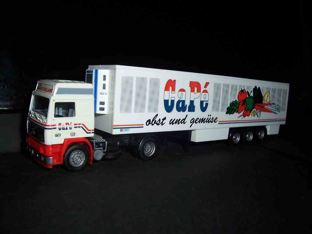 Cape AWM 70149 Volvo F 12 Globbetrotter