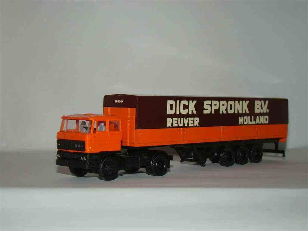 Dick Spronk Herpa DAF 2800 Eigenbouw