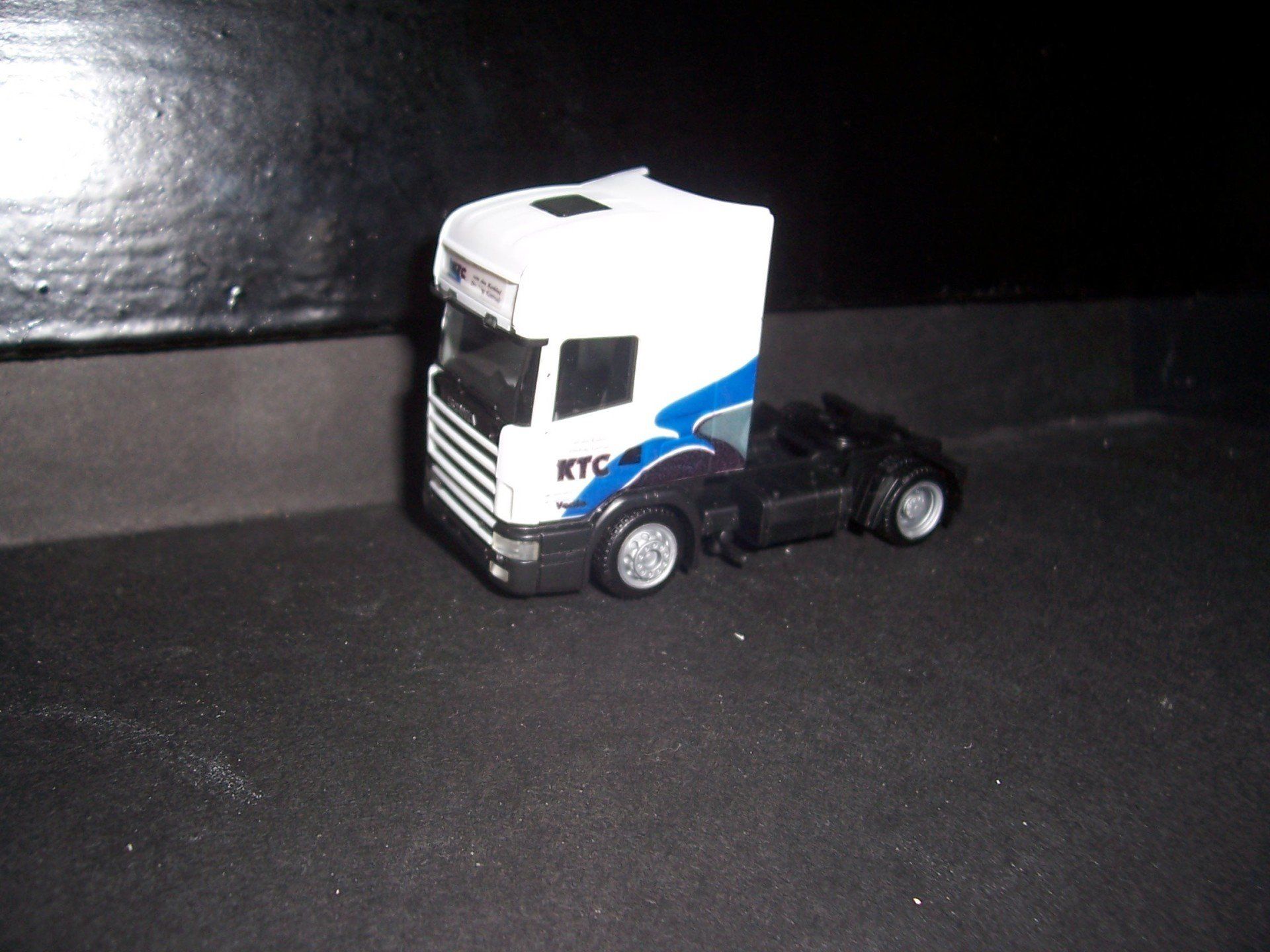 KTC HERPA Eigenbouw Scania 4-Serie