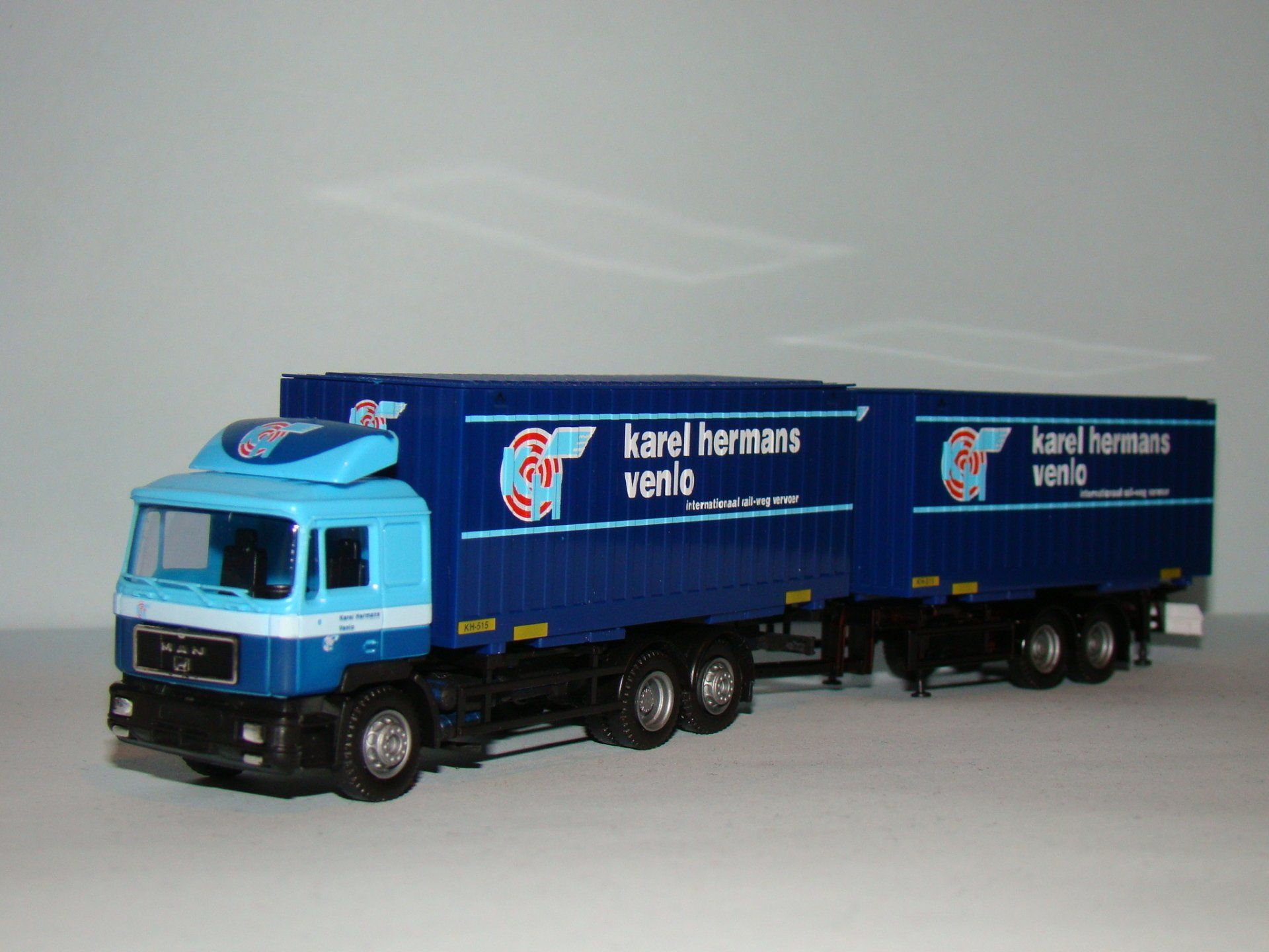 Karel Hermans AWM-AMW - Scale Promotions 100001 MAN F2000 Wipkar Combi eigenbouw