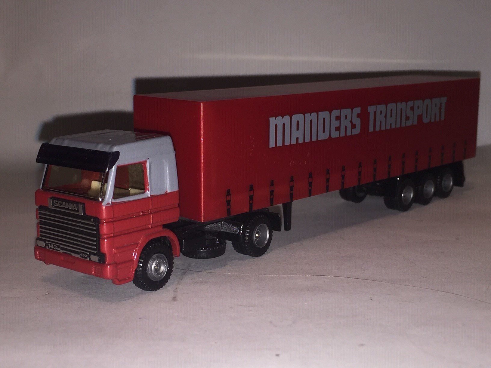 Manders
