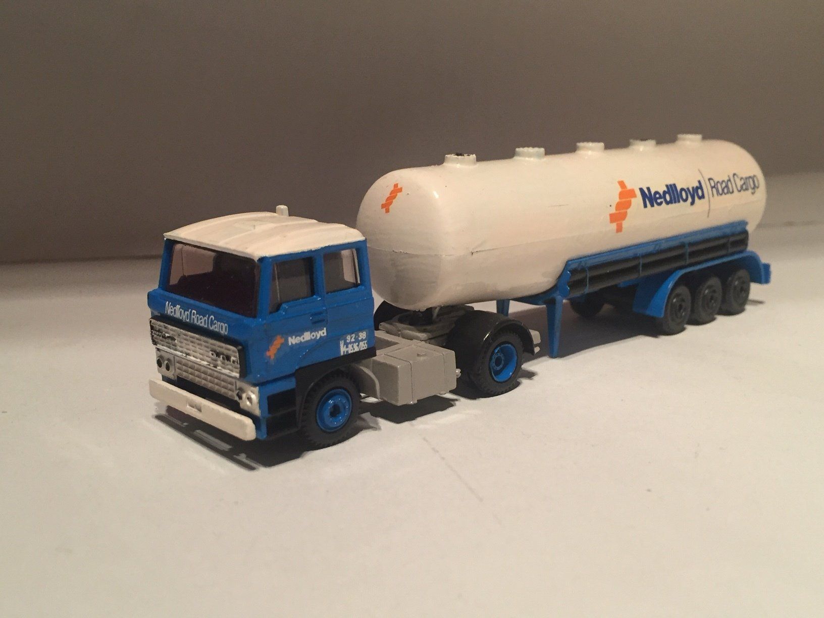 Nedlloyd Road Cargo EFSI DAF 2800 Eigenbouw