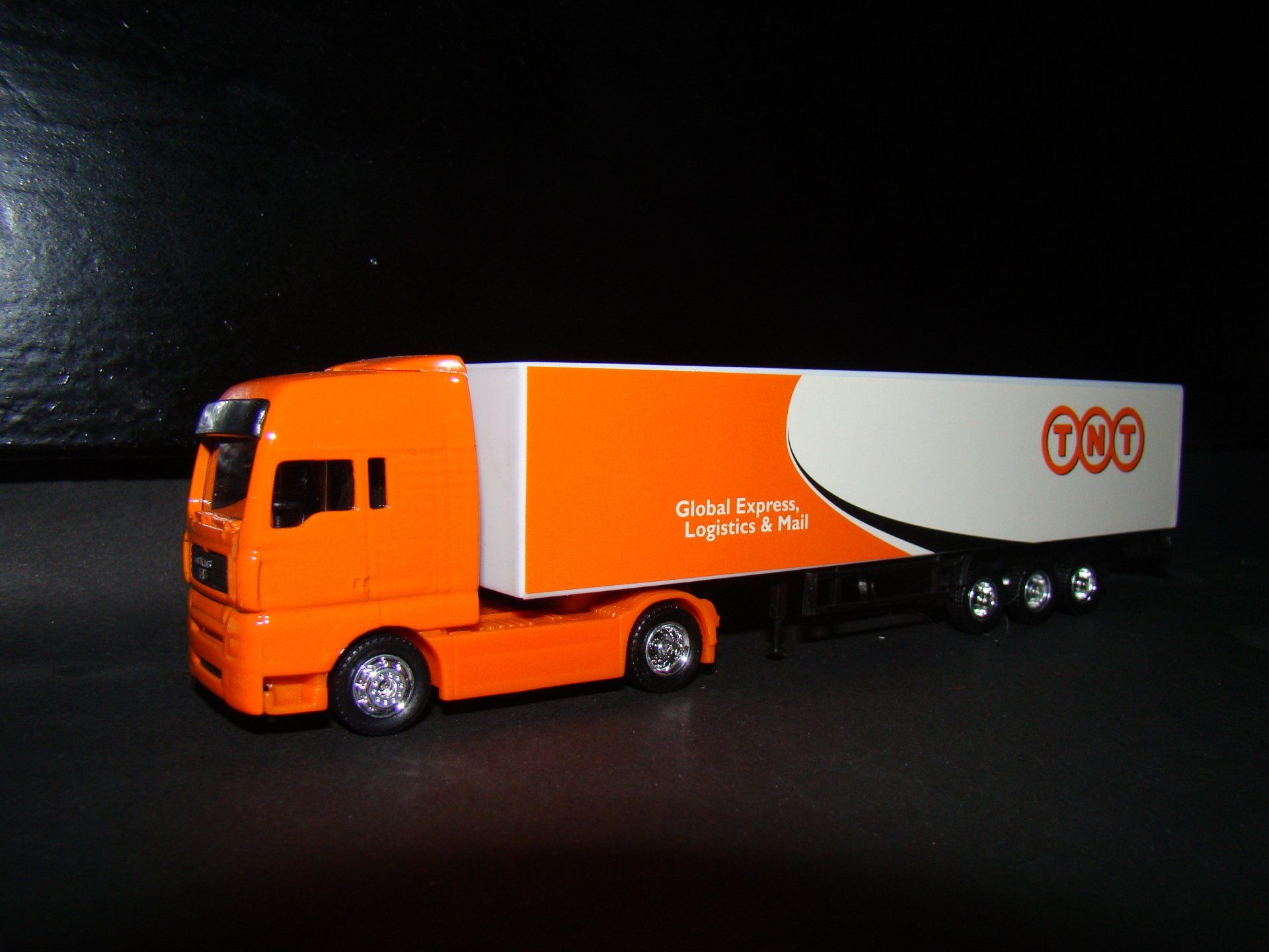 TNT Made in China MAN TGA