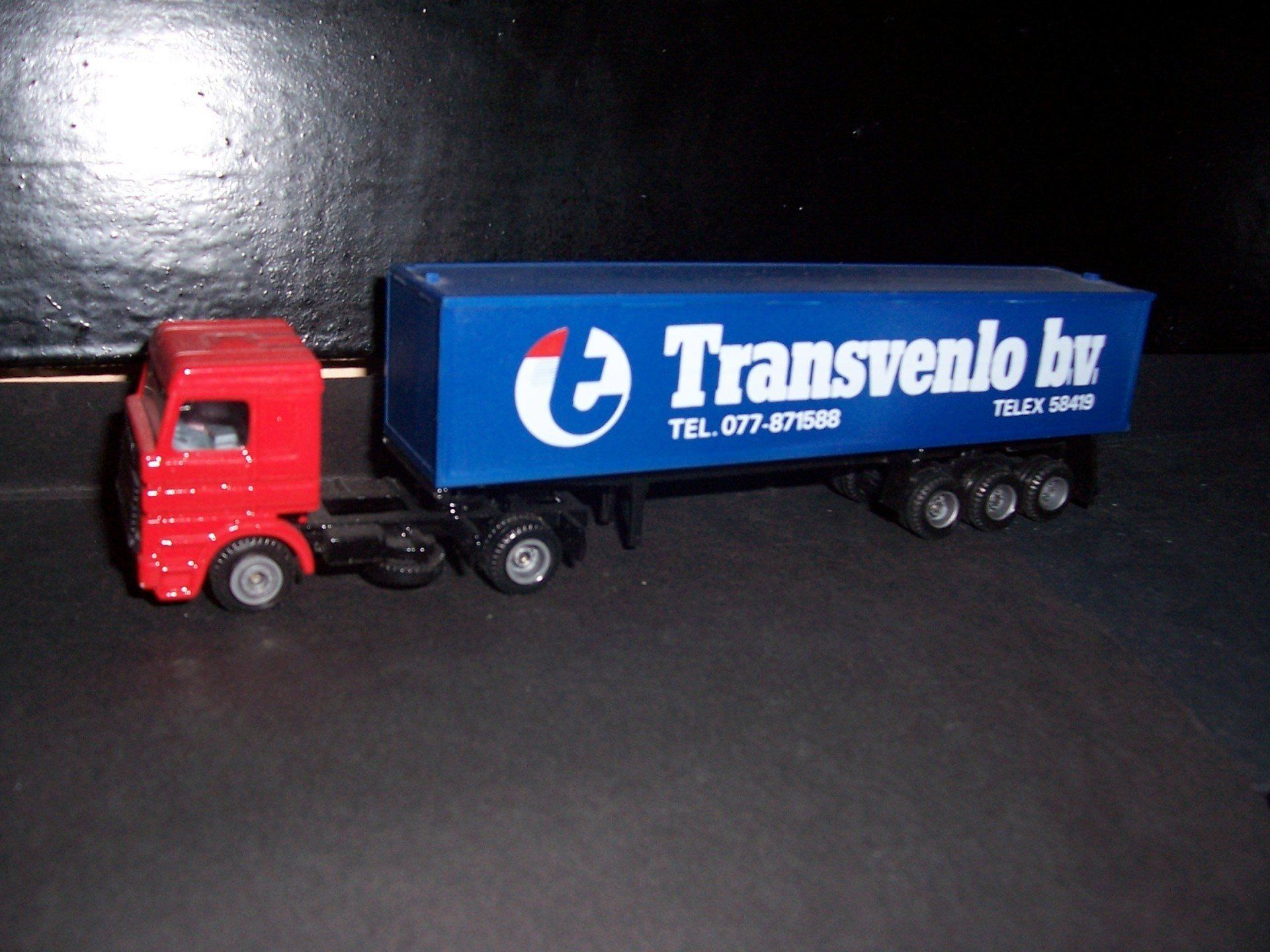 Transvenlo EFSI Scania met telefoonnummer etc.