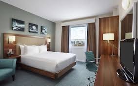 bedroom design upon entering