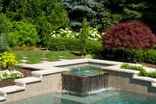 Poor Waterfall - Swimming Pools in Irving, TX Poor Waterfall - Swimming Pools in Irving, TX