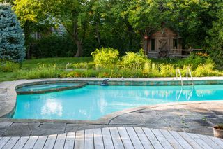 Clean Swimming Pool - Swimming Pool in Irving, TX Clean Swimming Pool - Swimming Pool in Irving, TX