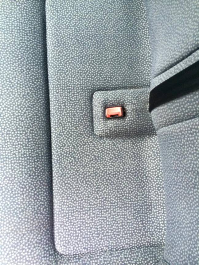 Clean car seat belt
