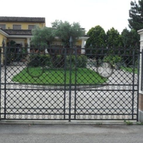 Cancello a battente
