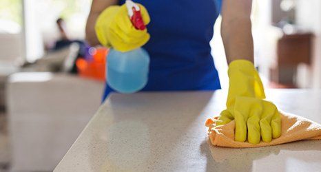 kitchen top cleaning