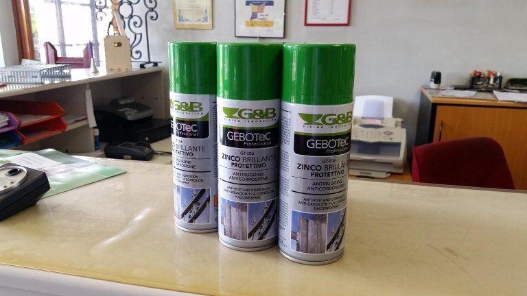 vernice in spray per ferro