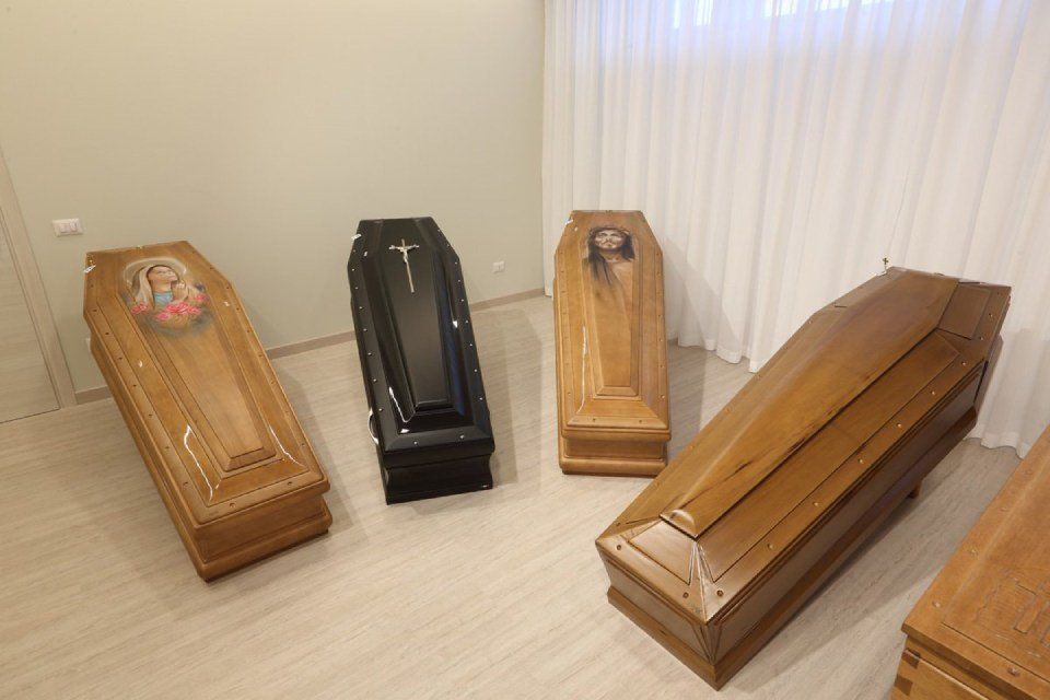 casse funebri di legno