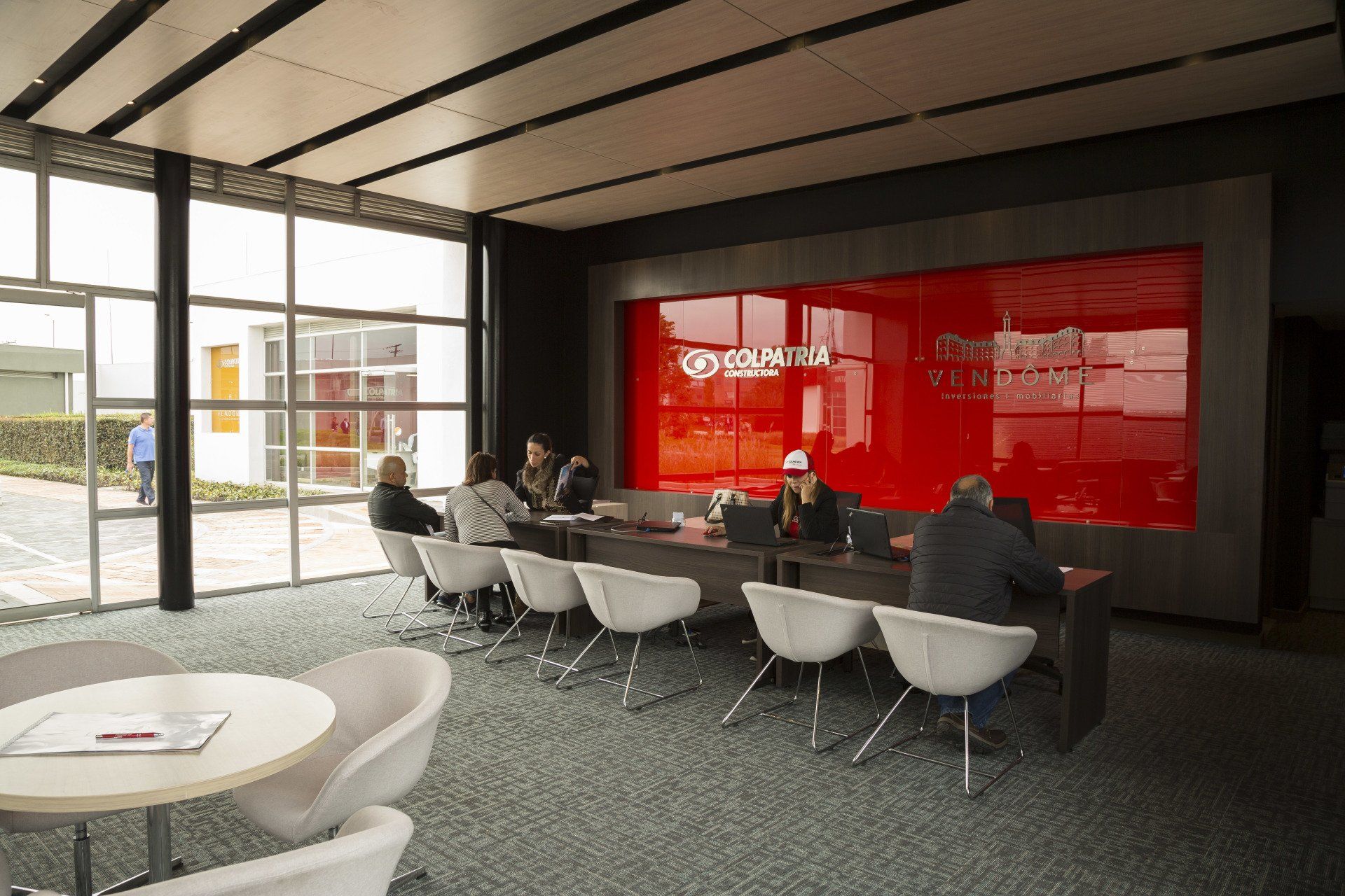 techos decorativos para oficinas modernas