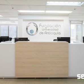 render arquitectonico de oficina corporativa