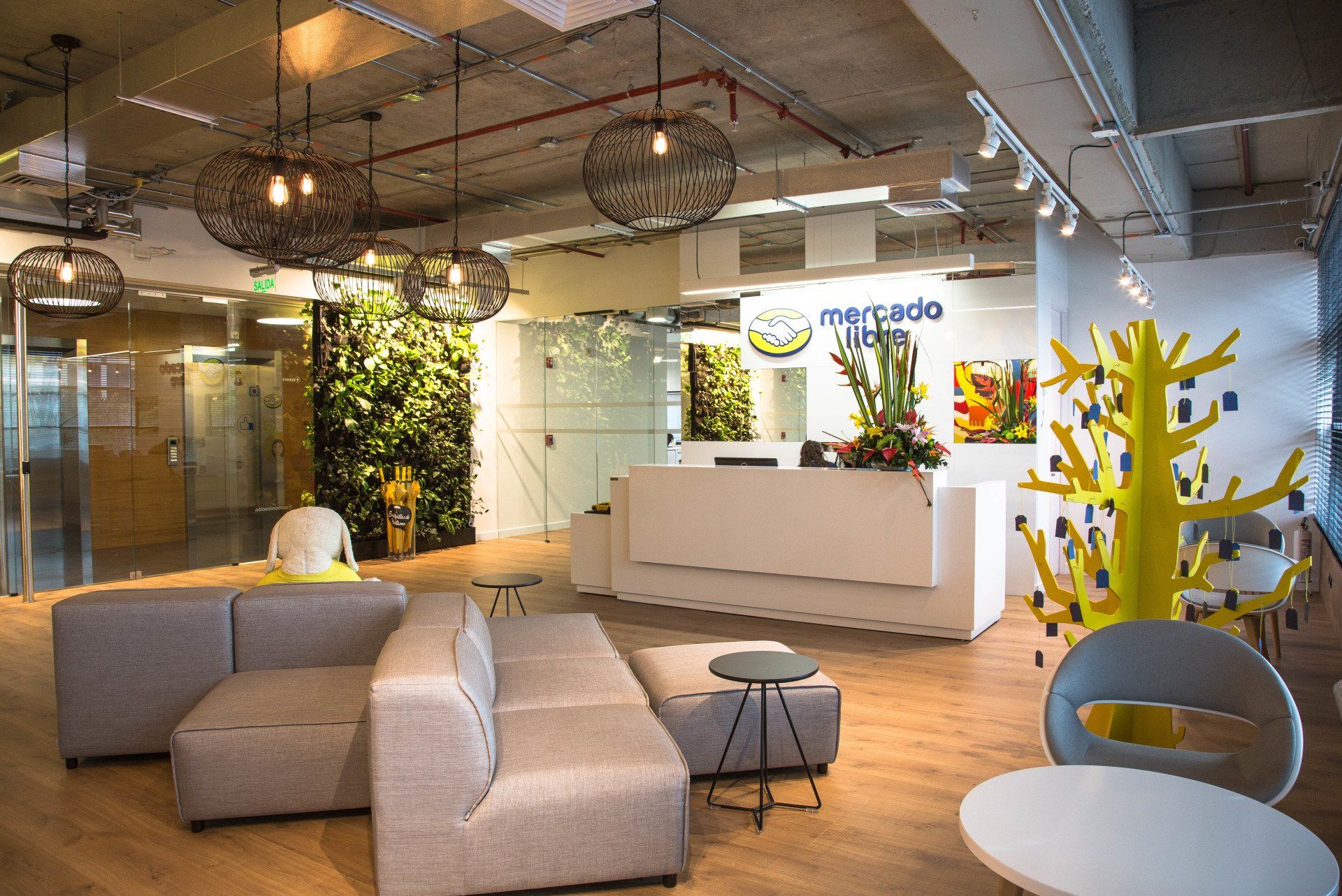 diseño arquitectonico aplicado a edificacion empresarial