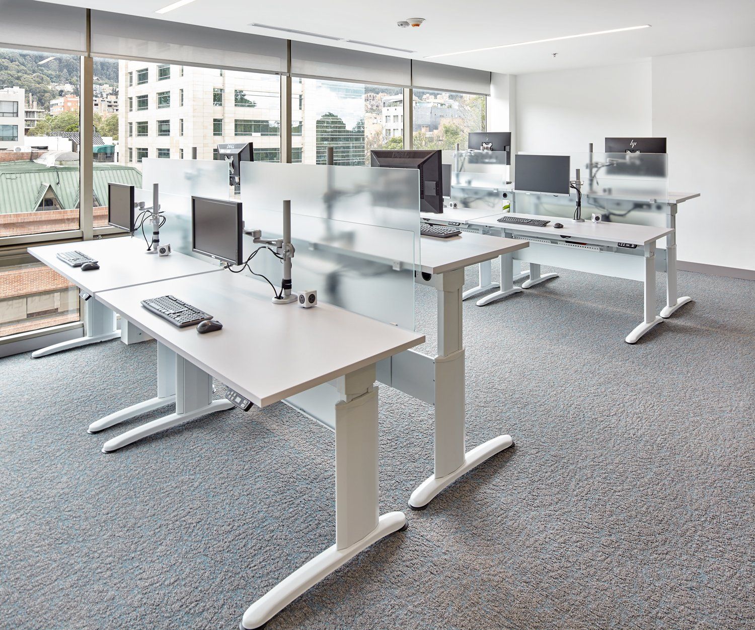mobiliario corporativo en entorno profesional