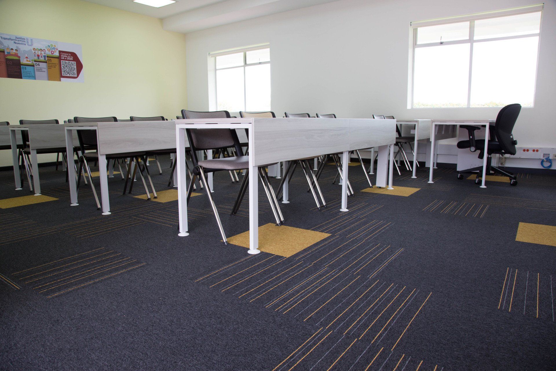 muebles de oficina en entorno corporativo
