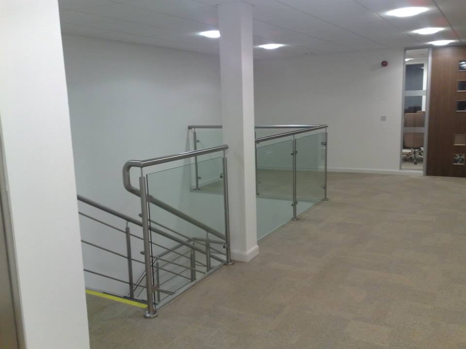 railing with glass