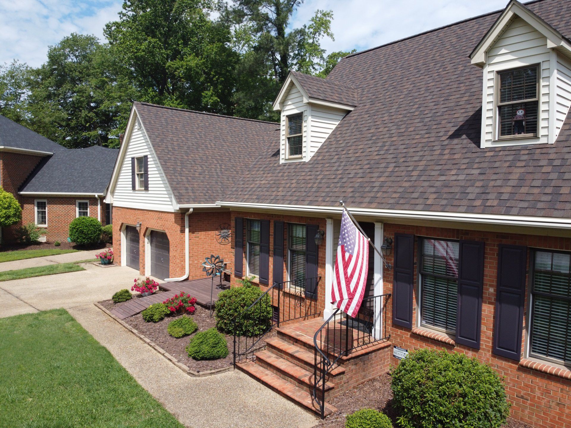 Shenandoah Certainteed Landmark Pro Asphalt Shingle Roof in Miars Farm, Chesapeake, Virginia by Stublen Roofing, the best rated roofing company in the 757, Portsmouth Virginia | Roofing Contractor