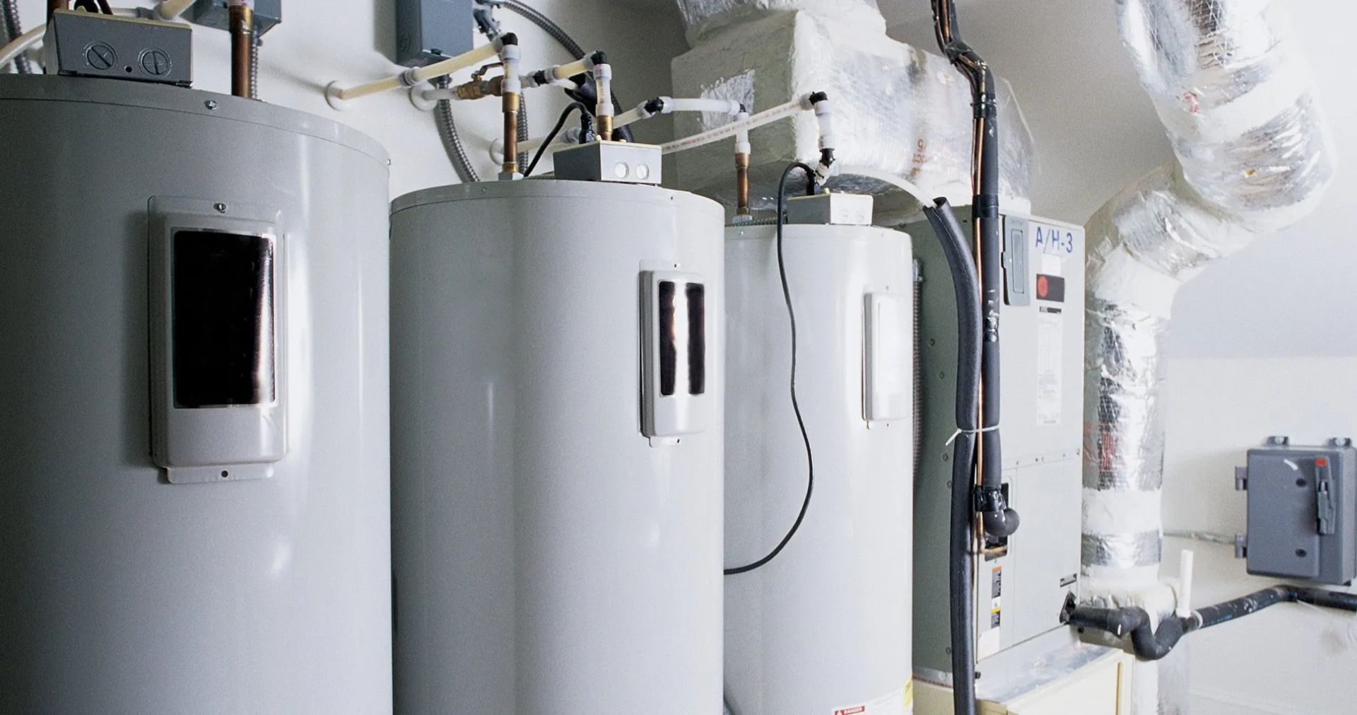 Hot water heater