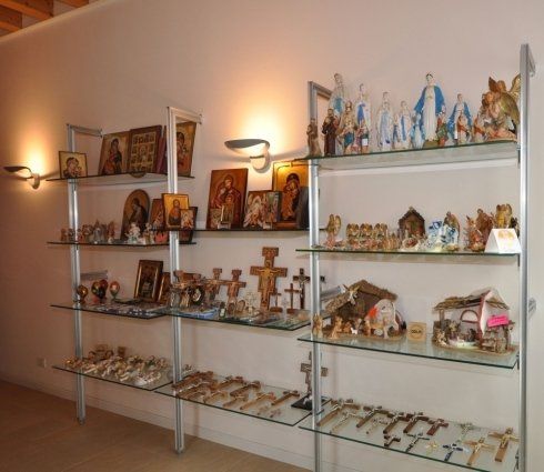 Lapidi e arte sacra