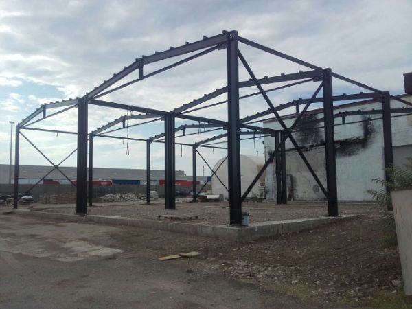 Metal structure