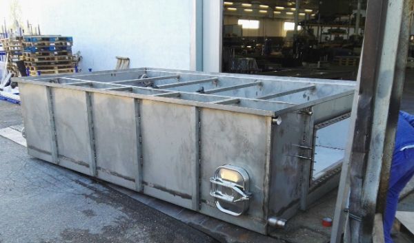 Metal container